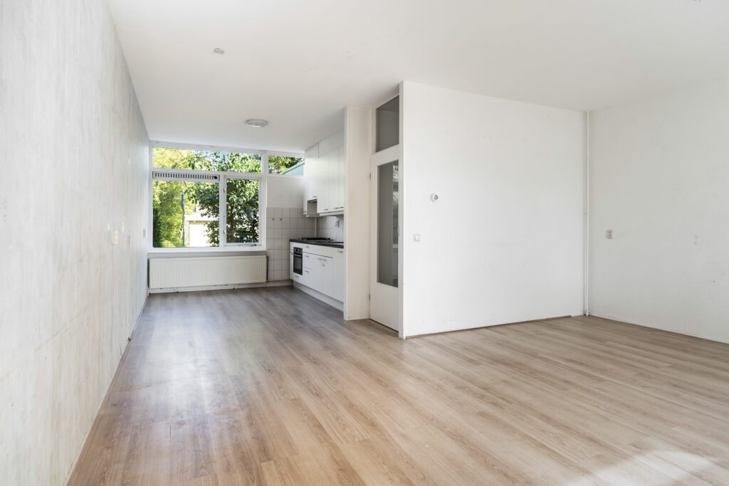 Tussenwoning te koop: POELRUIT 51, Leeuwarden
