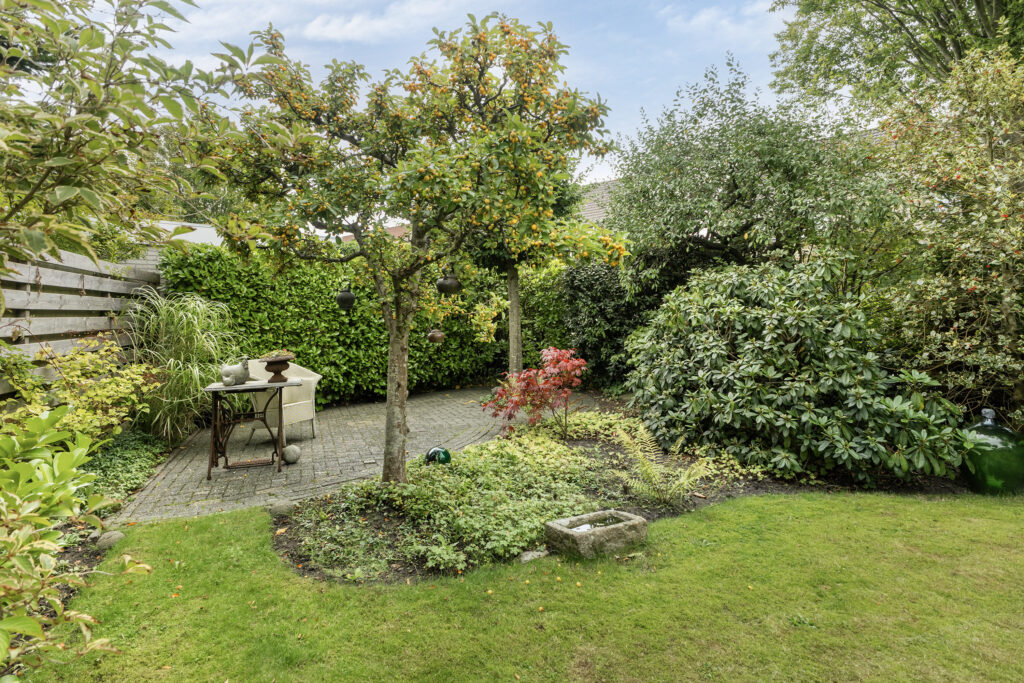 Hoekwoning te koop: MELKEMASTATE 19, Leeuwarden